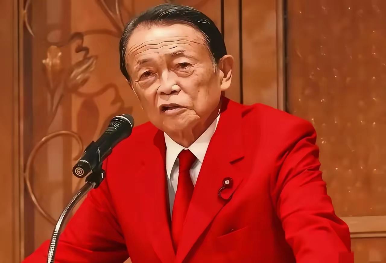 ​日本前首相麻生太郎嫌中日关系还不够乱，还继续在火上浇油，21号这天他放下了狠话
