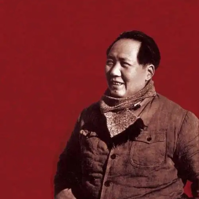 毛主席万岁！伟大的、战无不胜的毛泽东思想万岁！ ​​​