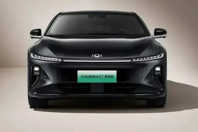 #长安启源E07全景智慧可变SUV#
多功能的汽车界“百变金刚”，国产长安汽车的