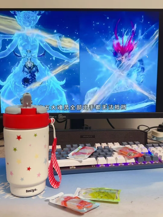 哇哦！秋天的第一个可爱水杯已经到手