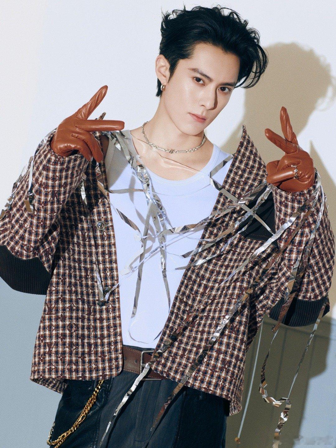 王鹤棣生日大片来啦！棣棣生日快乐！开心的去做一切你热爱的事情王鹤棣1220生日快