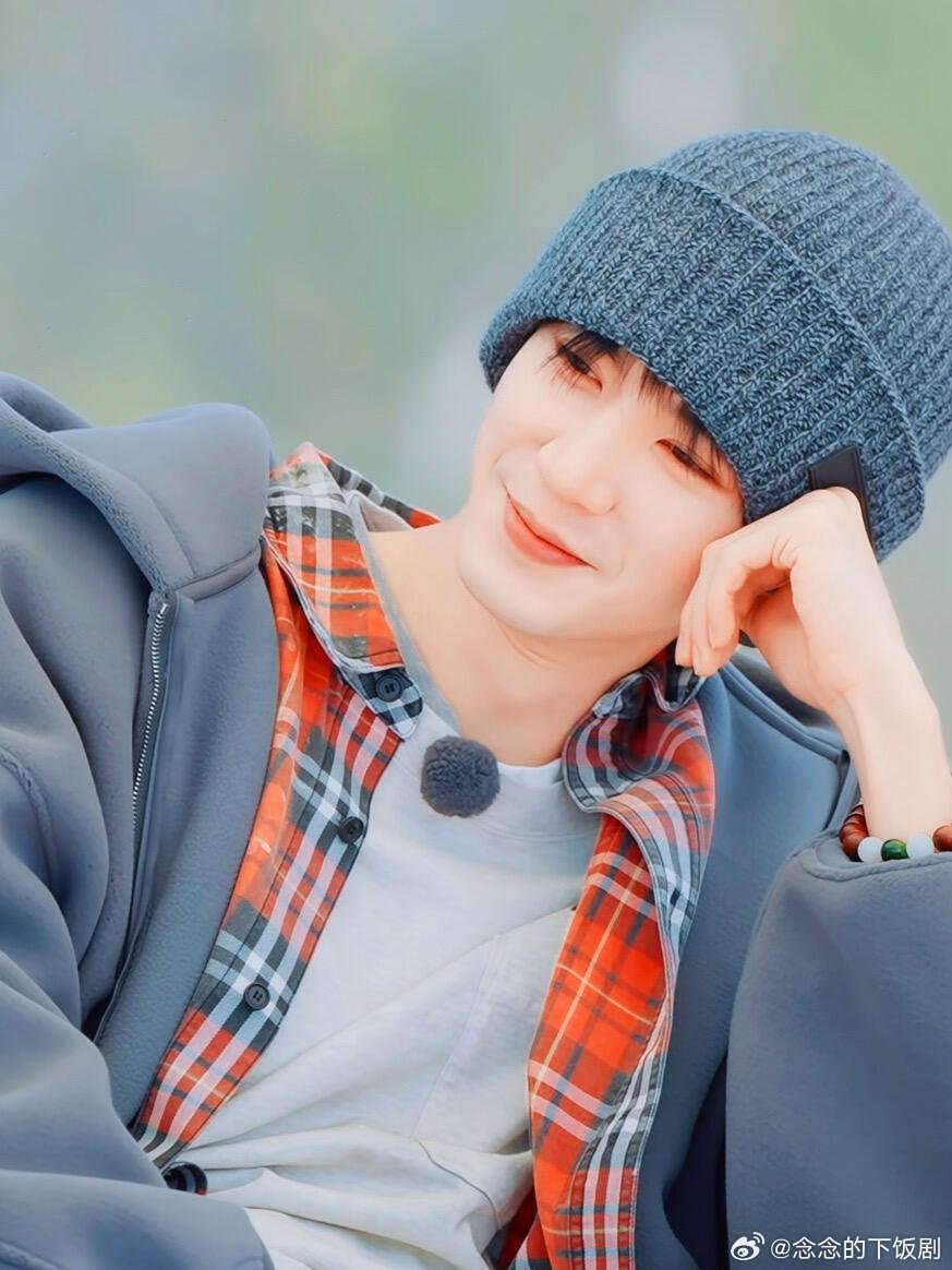 陈哲远找到了最适合自己的综艺陈哲远找到了最适合自己的综艺，筷子勺子轮着用，把饭吃