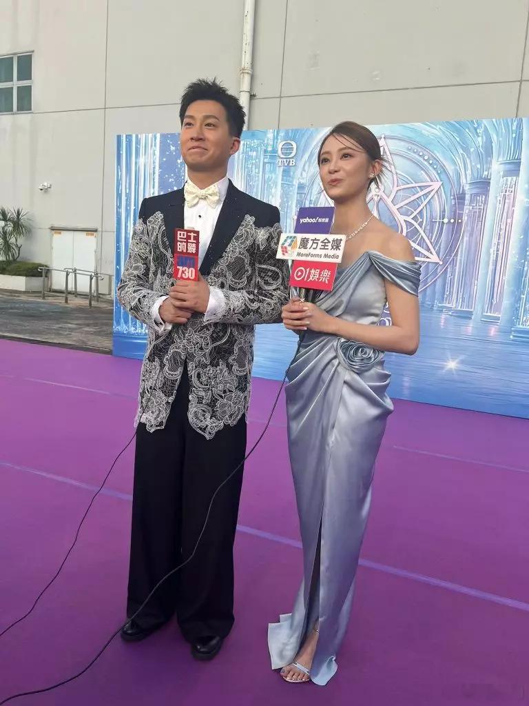 香港小姐2025｜決賽夜GM葉蒨文情侶檔上陣 首擔大騷司儀「互獻第一次」TVB[