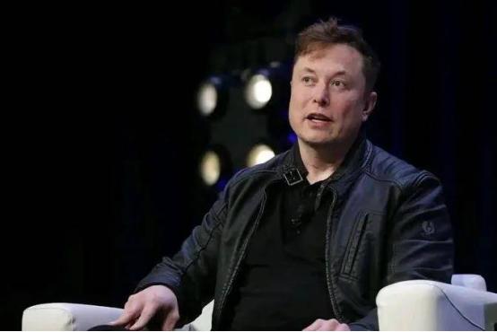 万万没想到！2026年1月8日报道，马斯克在发表惊人言论后，再抛争议性言论：中国