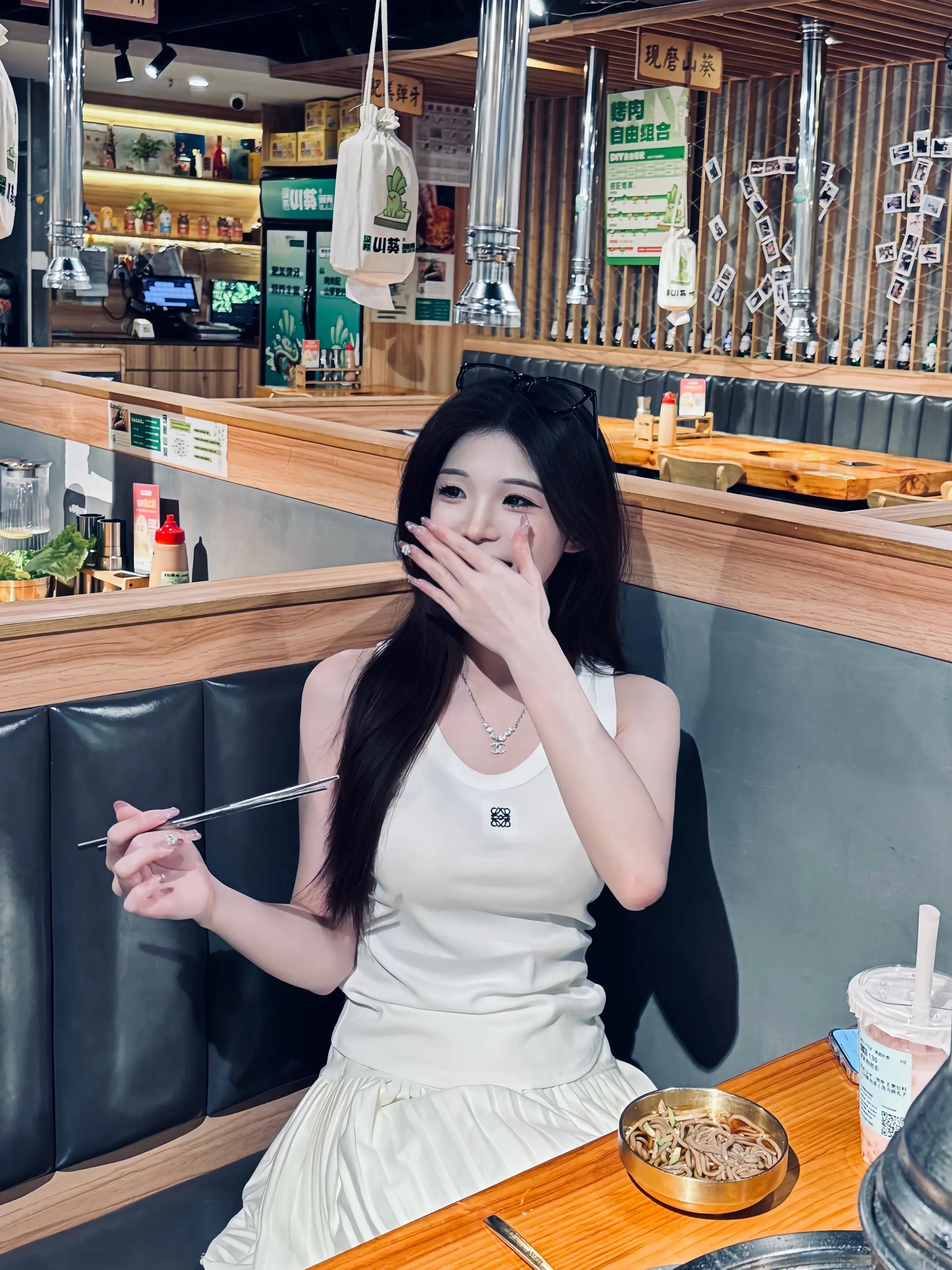 “总是要耗尽眼泪痛心的上了一课 才知道什么要割舍”