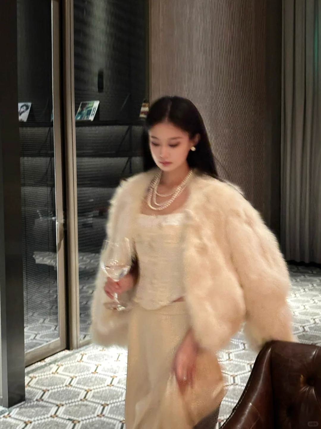 当我放弃幼态审美·尝试贵气感穿搭后…