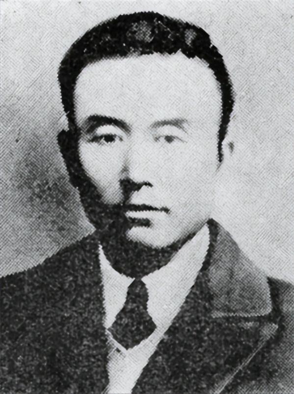 抗战时，萧华让分区司令去劝说地主合作抗战，没想到后来地主竟将司令给铡了，萧华忍无