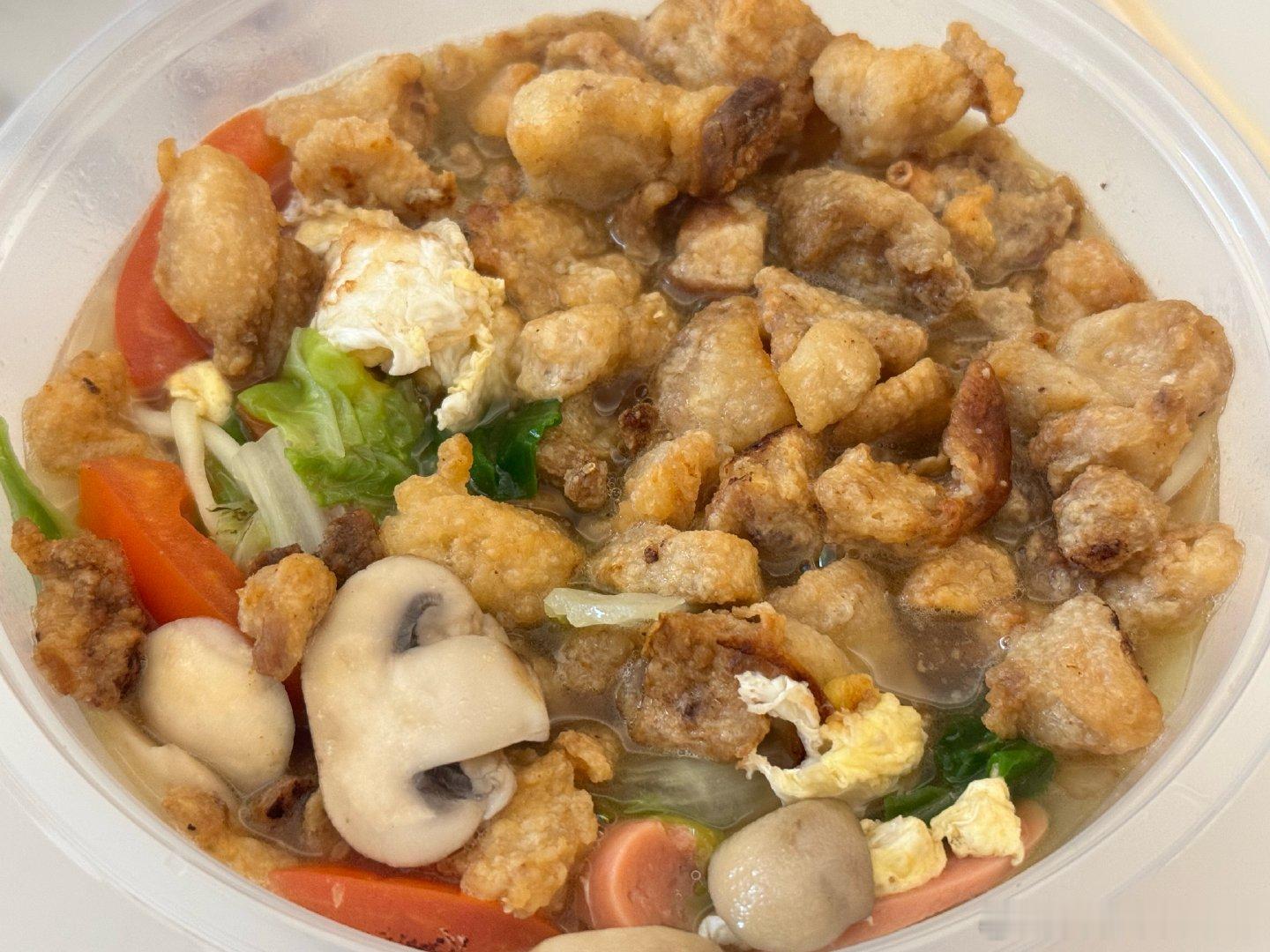 爱吃素汤面 加好多好多脆脆猪油渣那种[嘻嘻][嘻嘻][嘻嘻][哈哈][哈哈][哈