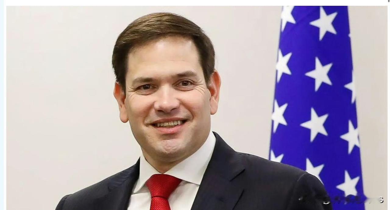 美国国务卿在与参议员的通话中收回了对乌克兰和平计划的支持

参议员米奇·麦康奈尔