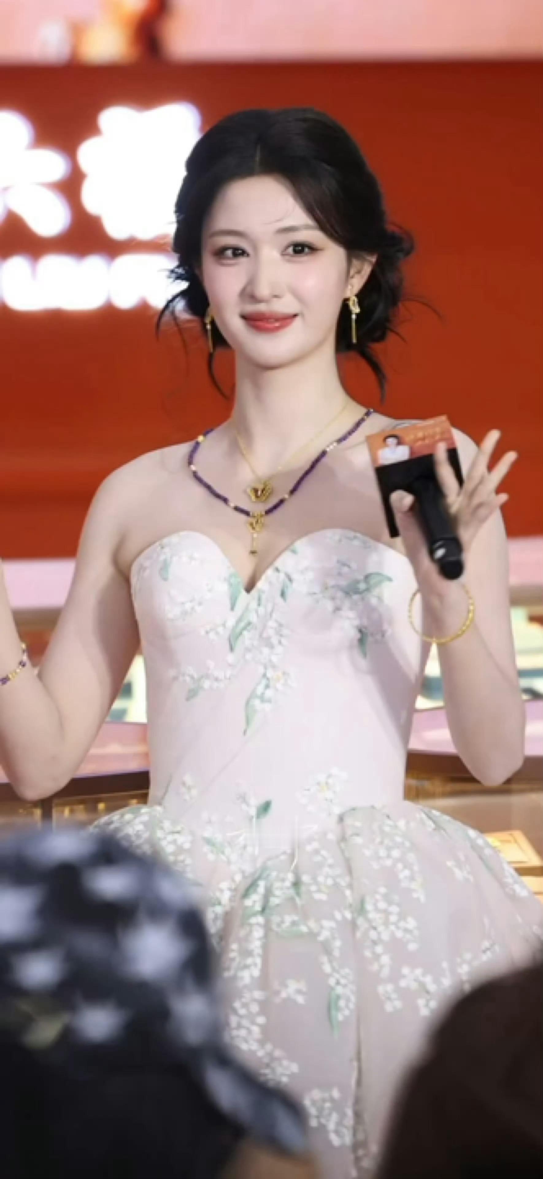 王楚然  今日份美貌船儿 