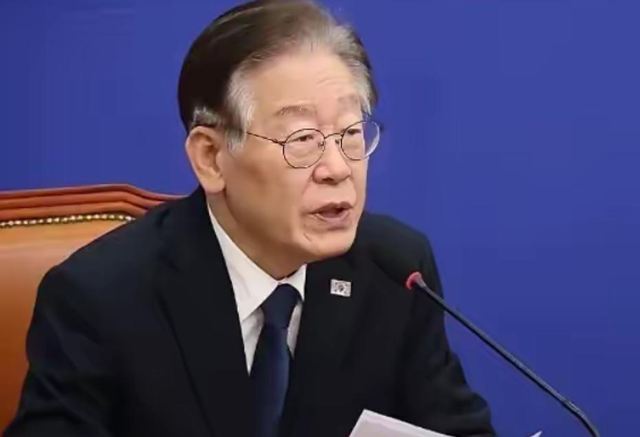 4月14日，韩国顶着特朗普的巨大压力，通过红十字会向深陷战火的伊朗捐助50万美元