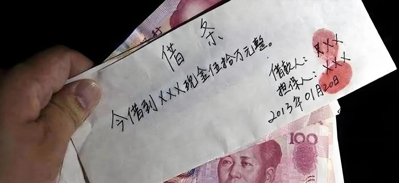 安徽淮南，女子女子给丈夫看病，到处借钱，同村男子听到后，借给了女子1万元，并让女