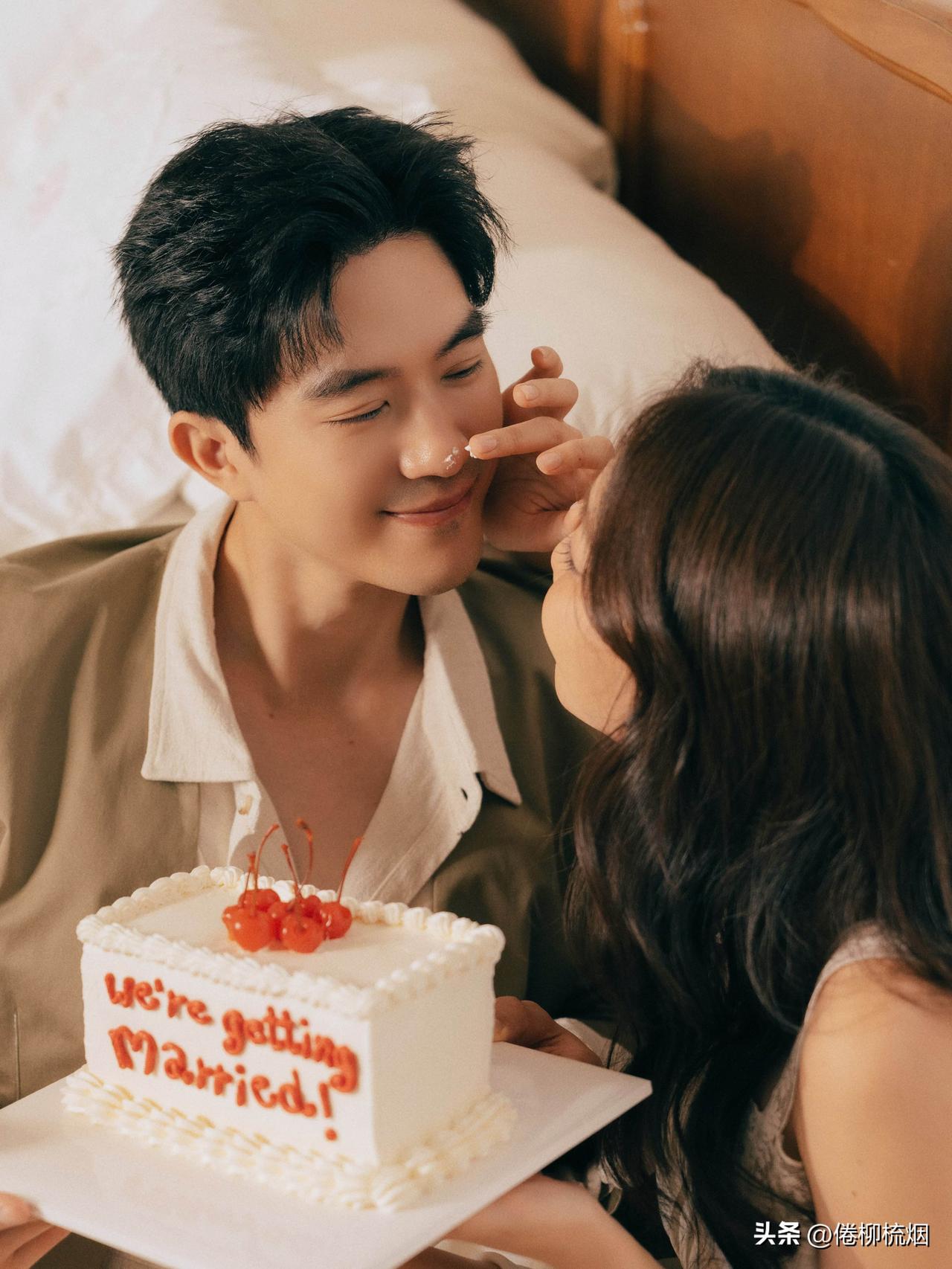 Namtarn为Pai43岁生日庆生，同时庆祝交往14周年。。生日快乐！🎂🎉
