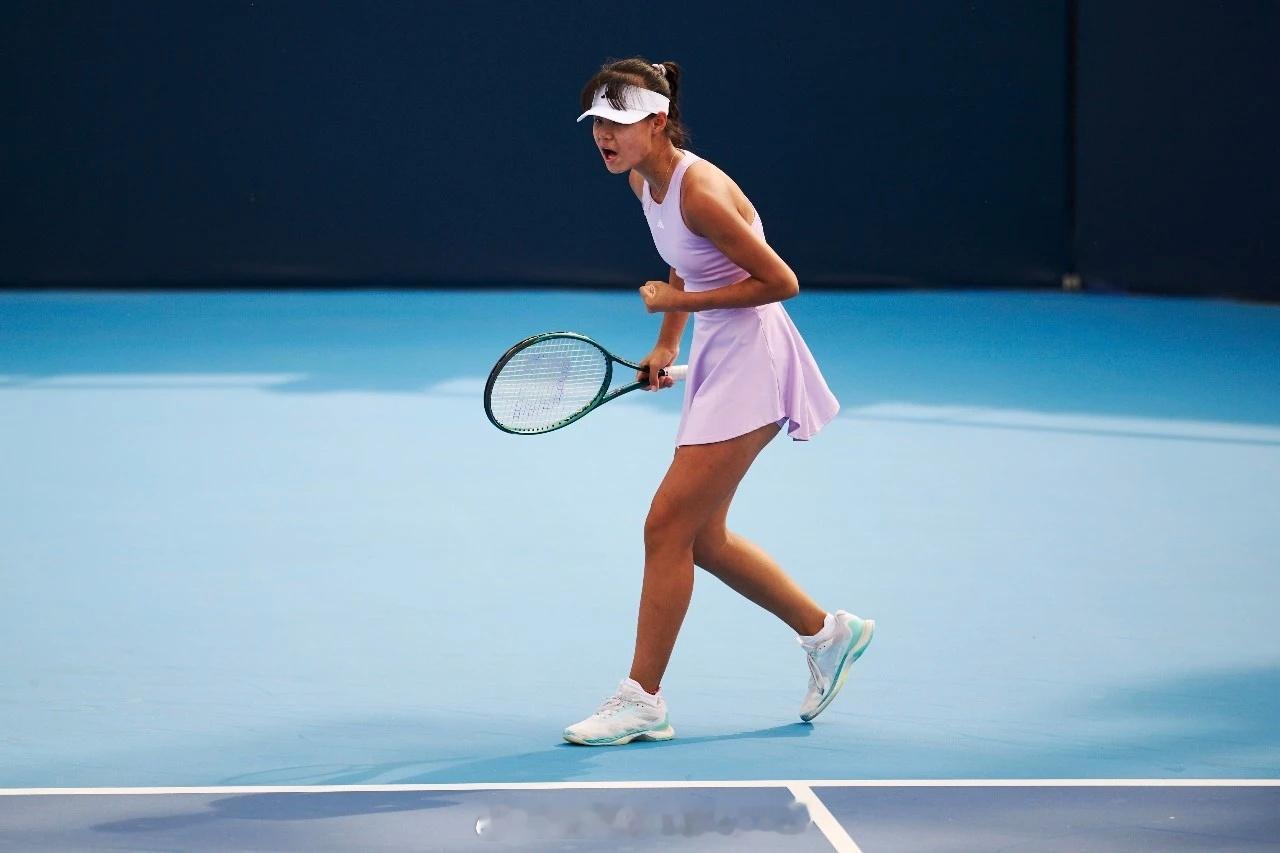 当地时间12月13日，在美国举行的2025ITF橘子碗J500女单半决赛落下帷幕