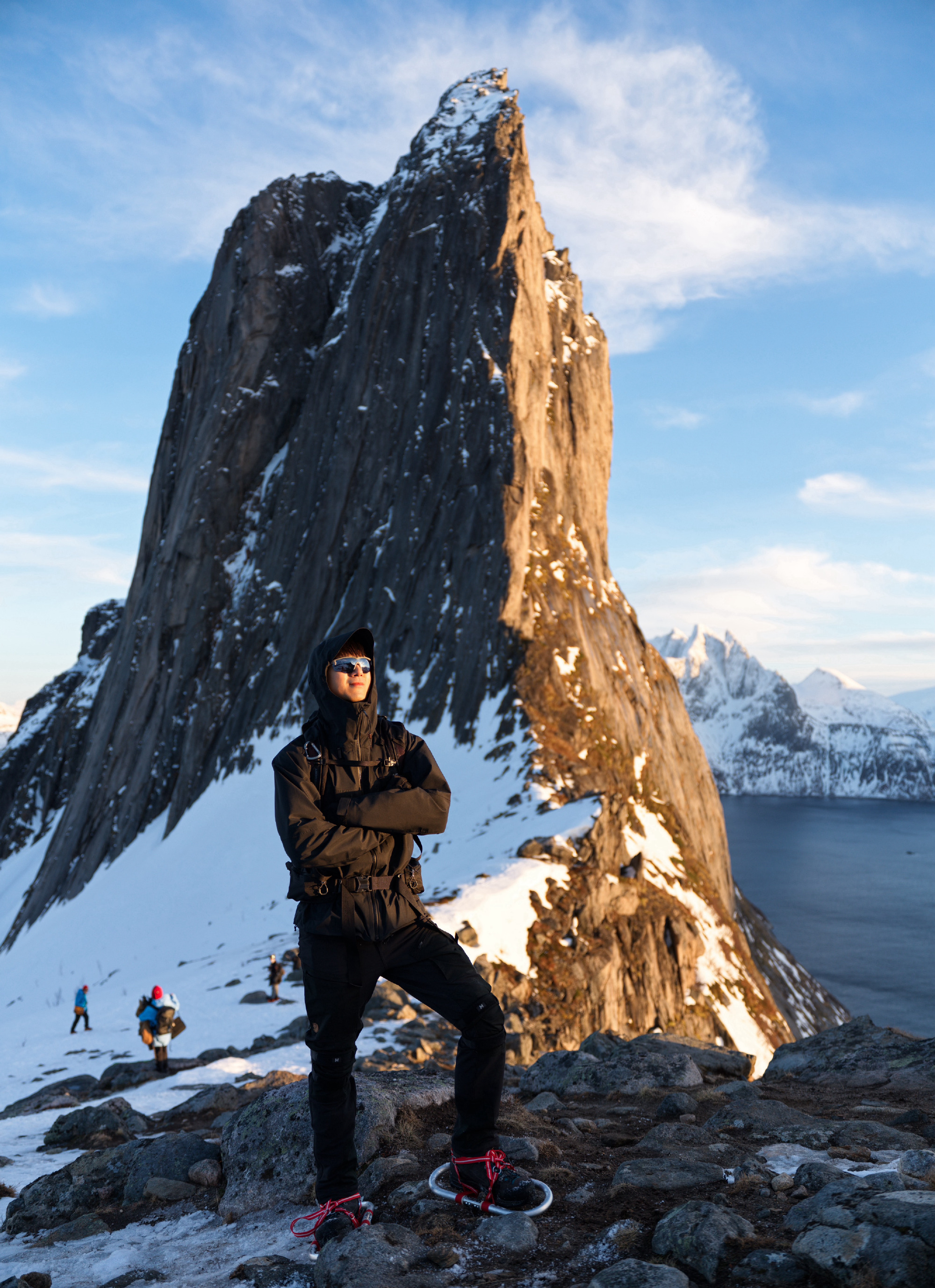 李现拍的塞尼亚岛雪山 风光博主上线拍的塞尼亚岛雪山也太美了吧，完全是被治愈的存在