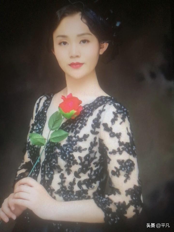 朱旭光，是河南豫剧院青年团演员，主工花旦、青衣，是常派第三代传人。她有不少优秀作