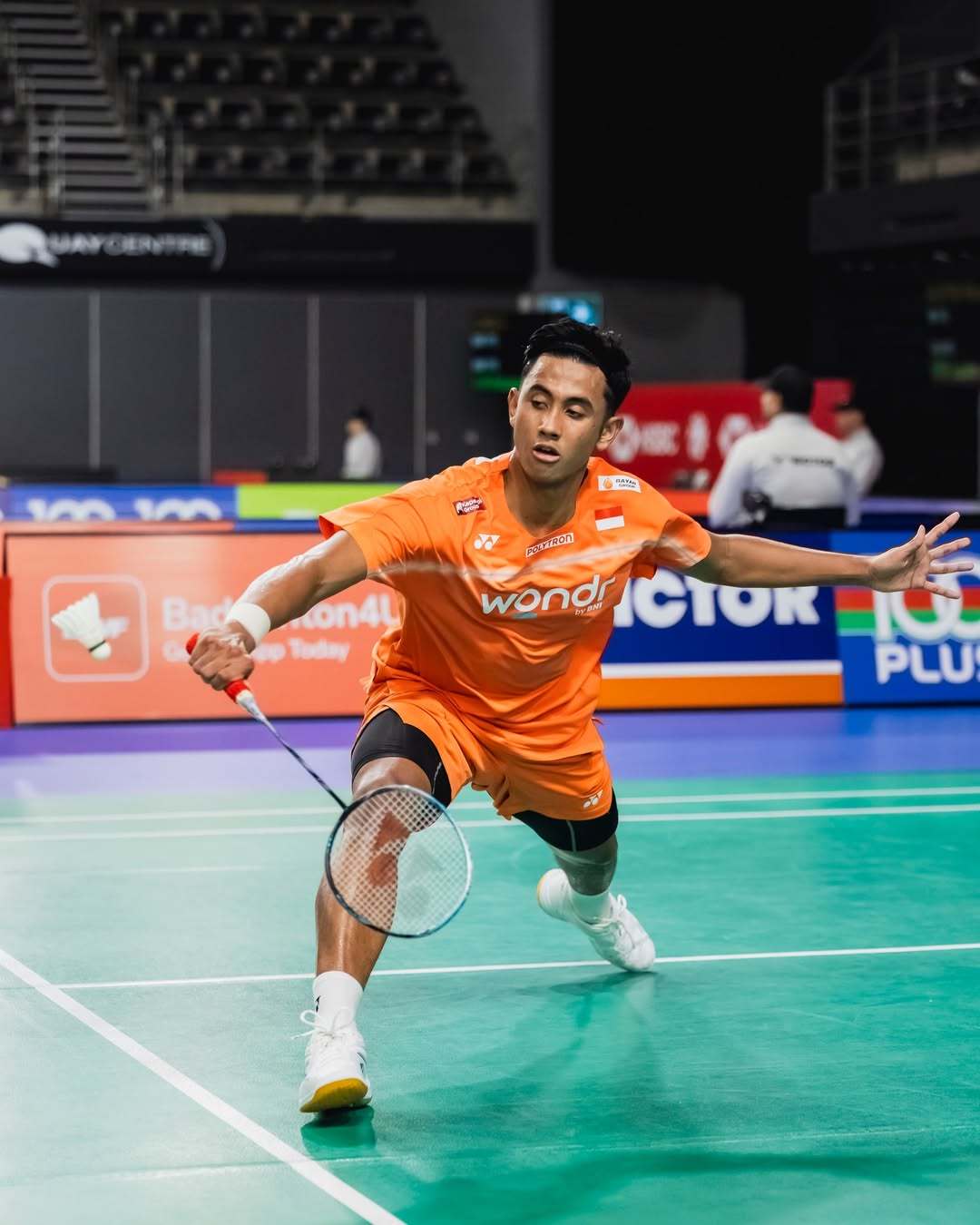 法汉🇮🇩 21-18、21-15 李佳豪半决赛对手：胡哲安🇨🇳 vs ?