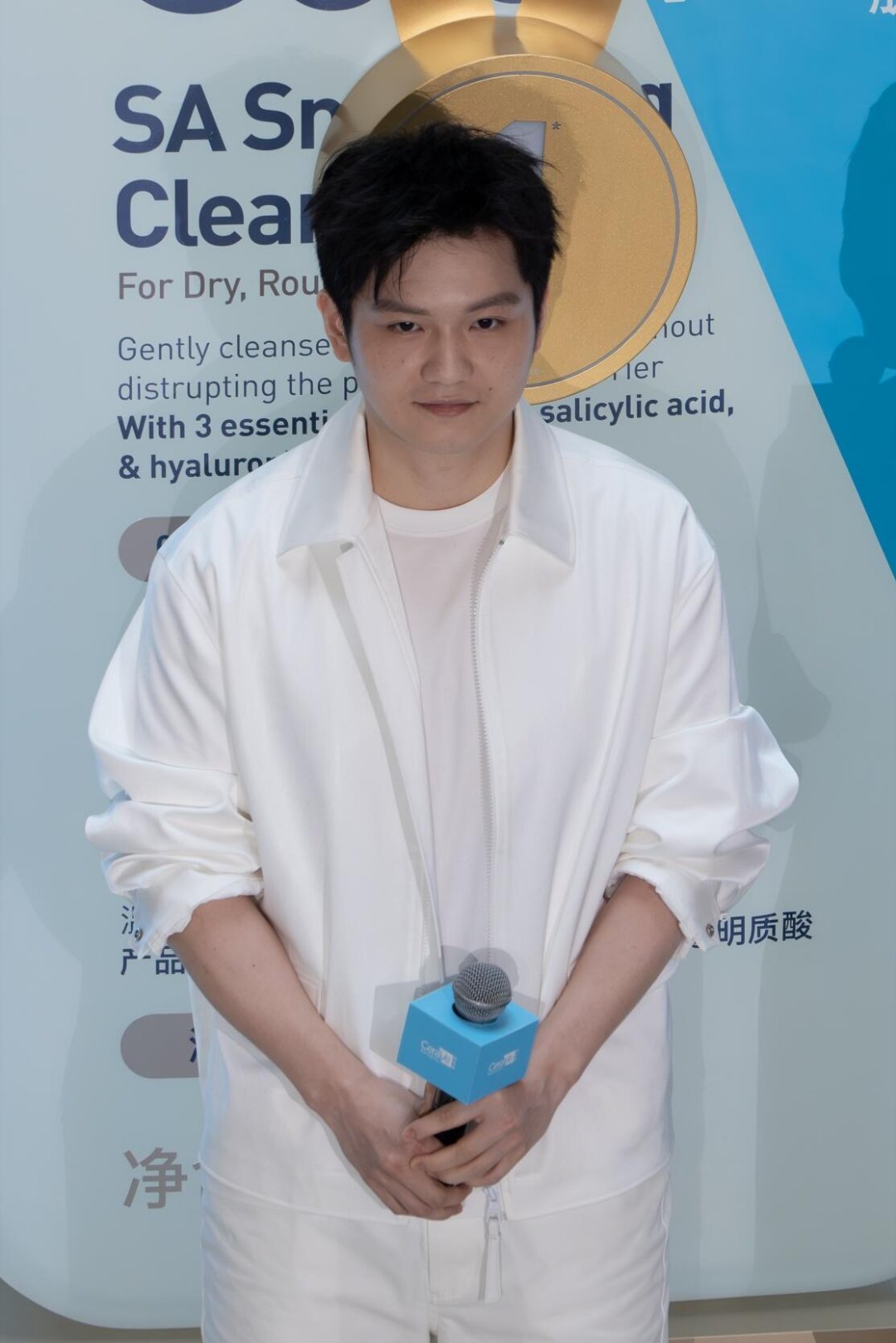 樊振东 世间五彩 我执纯白©️爱摄影的上海爷叔 