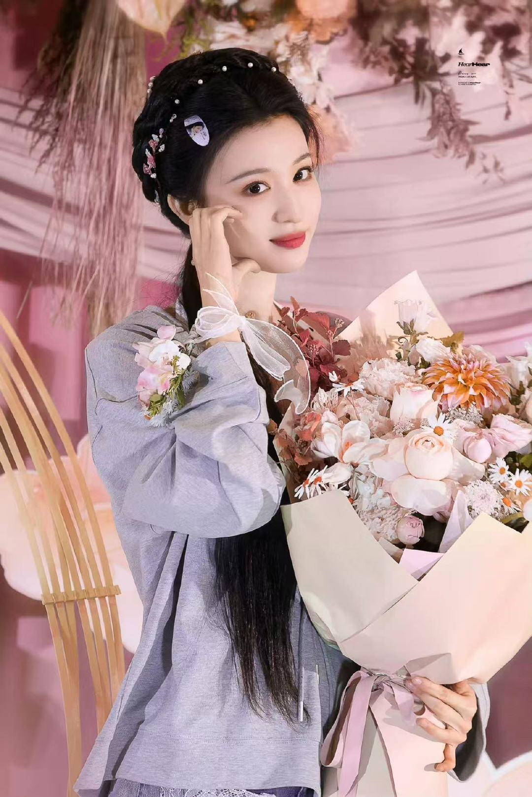 明月录王楚然杀青特辑王楚然暂别魏采薇杀青快乐燥候魏采薇王楚然