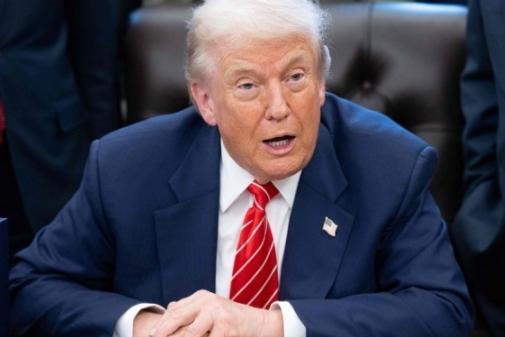 特朗普计划让中国数千架波音客机全部停飞。

特朗普也不是能直接下令让中国航司停飞