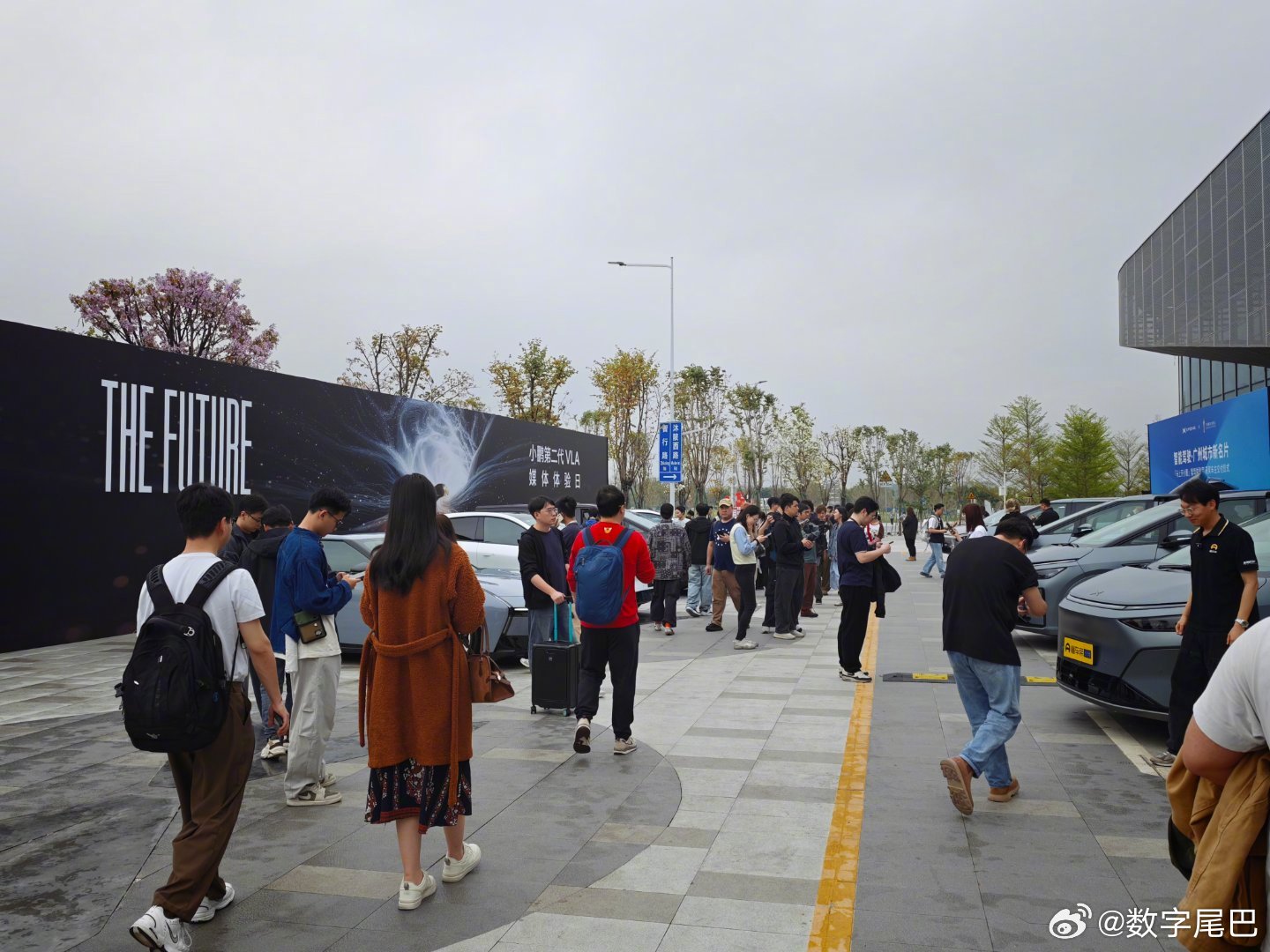 「THE FUTURE」领略第二代VLA的重构实力还有 40 分钟小鹏 X9 纯