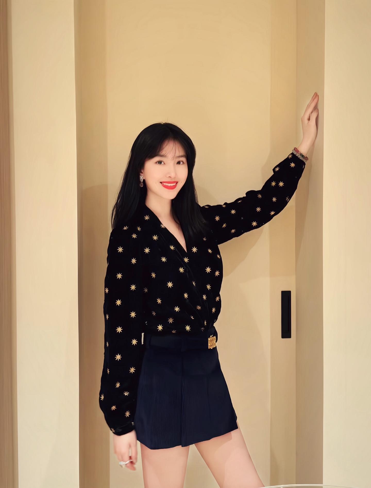 杨采钰