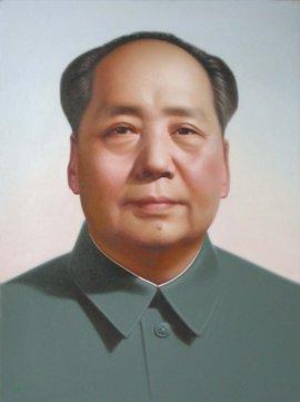 毛主席有一件睡衣，穿了二十年，补了七十三次。

五十年代初买的，是一件普通的白色