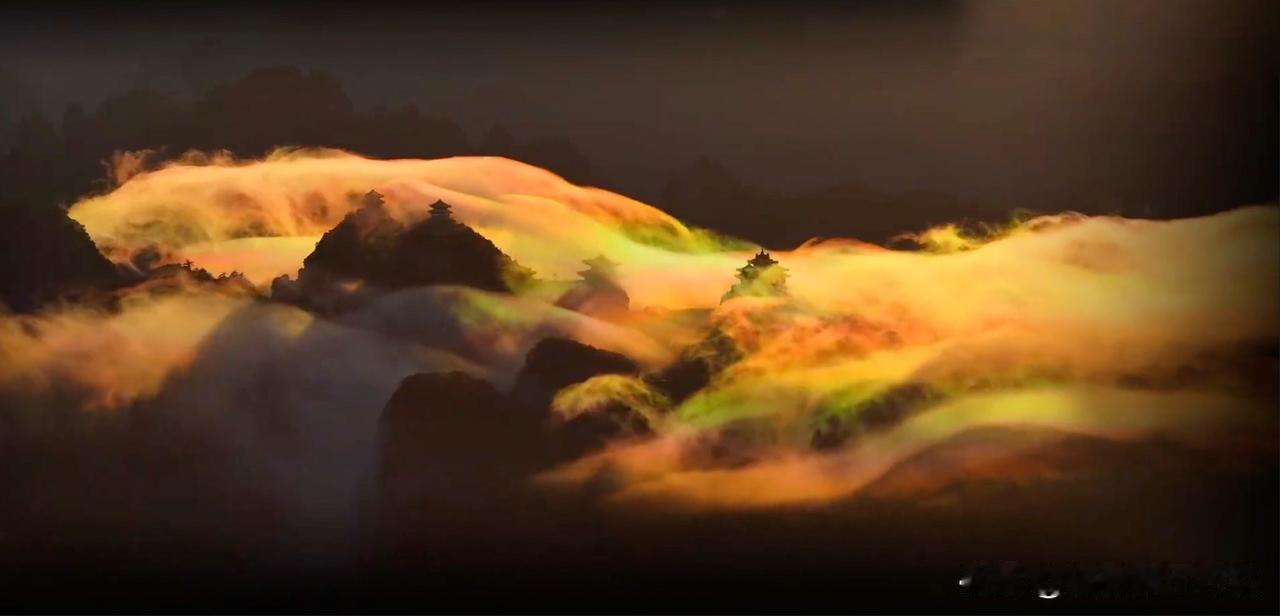 老君山是不是又换阵法大师了？这会儿居然布上了七彩结界。老君山一年四季就没有不美的