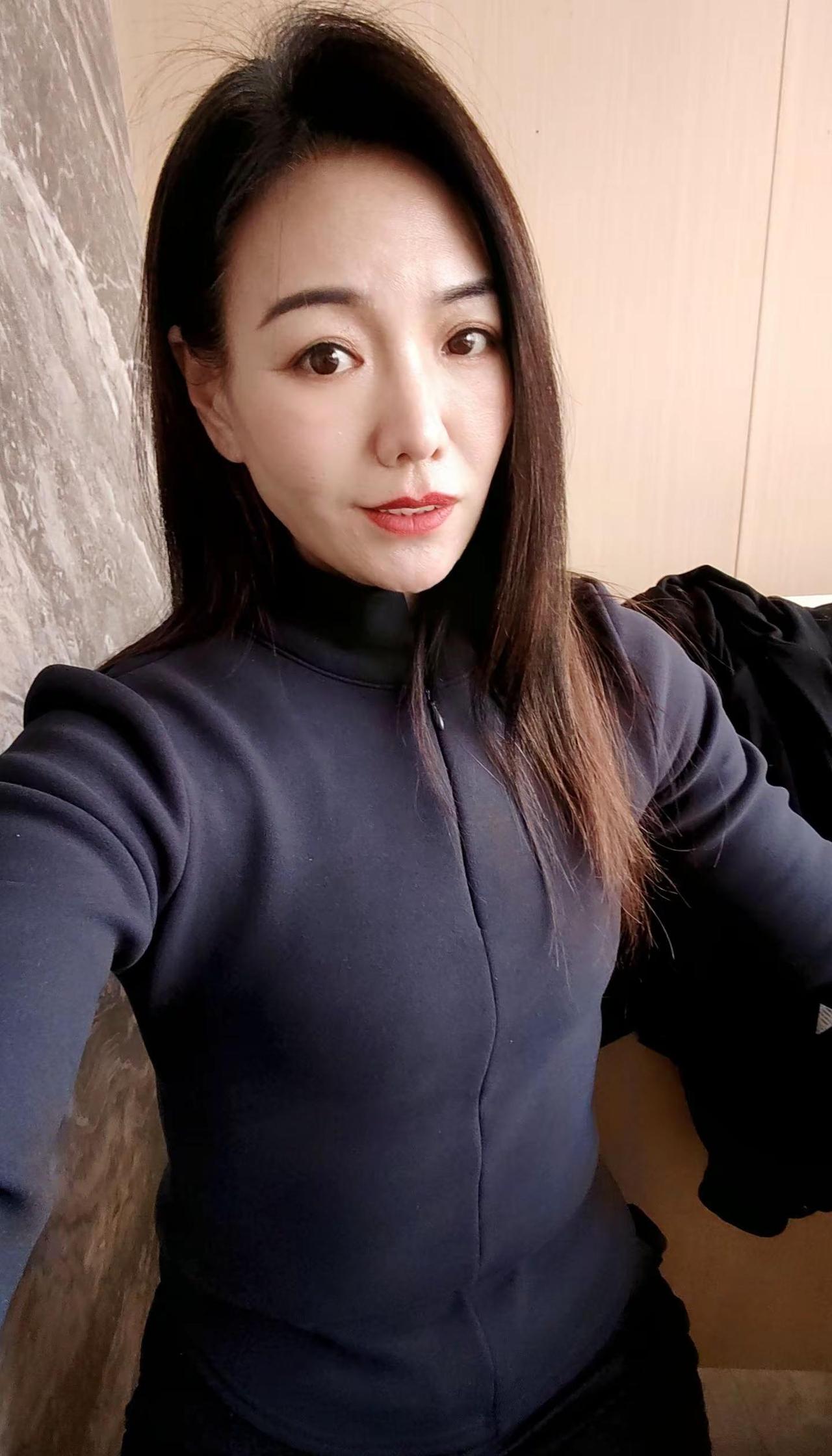 置办登山服，准备一场短途旅行。