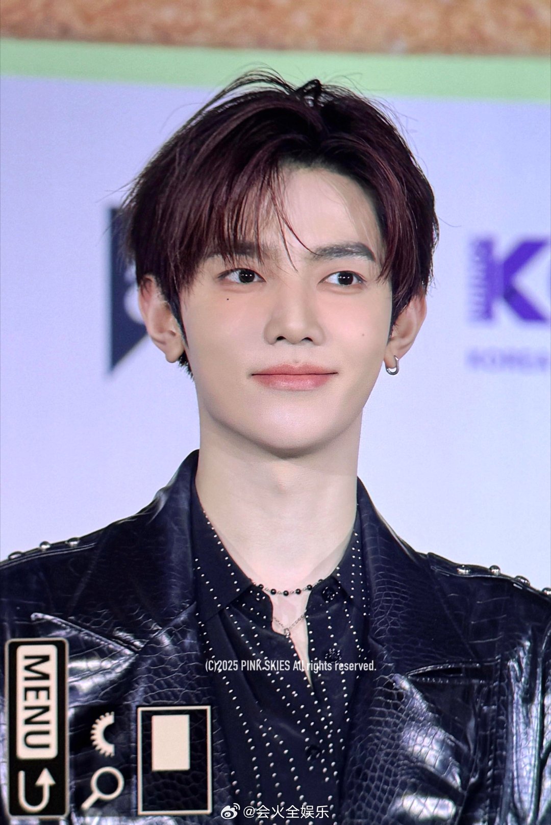 芳心纵火犯章昊黑色长皮衣look章昊KCONLA红毯生图路透 ​​​