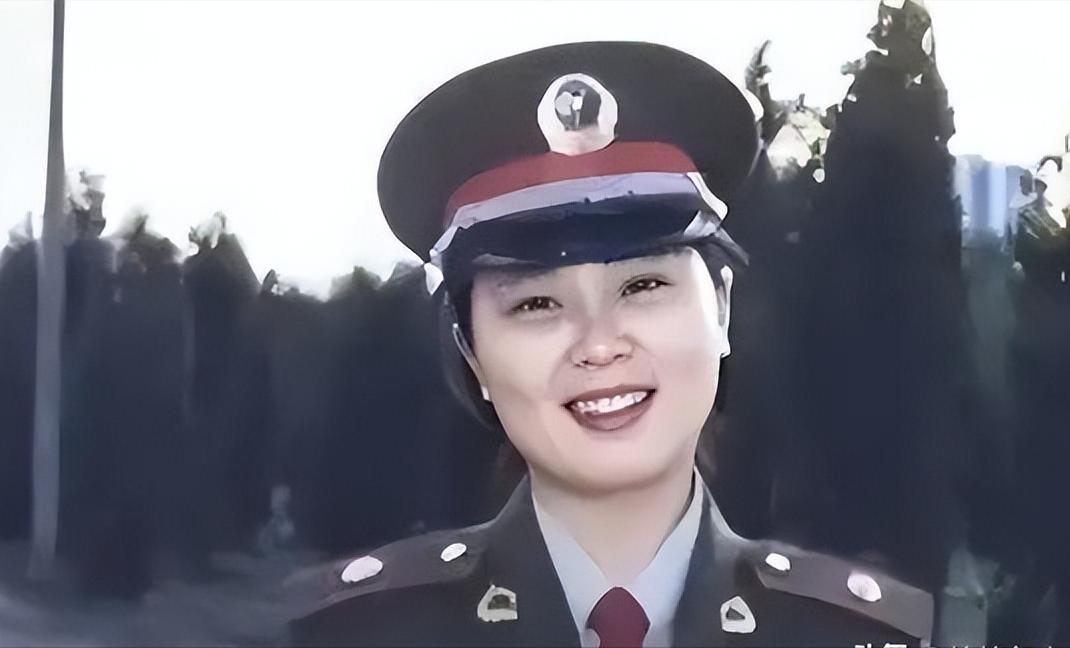 [微风]1988年，浙大教授23岁的女儿被保送清华。在旅游途中，她爱上35岁的酒