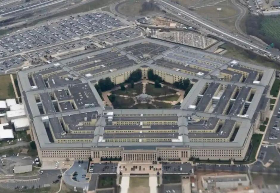 五角大楼再要2000亿预算，下决心跟伊朗长期作战，最后可能又买龙虾了

据《华盛