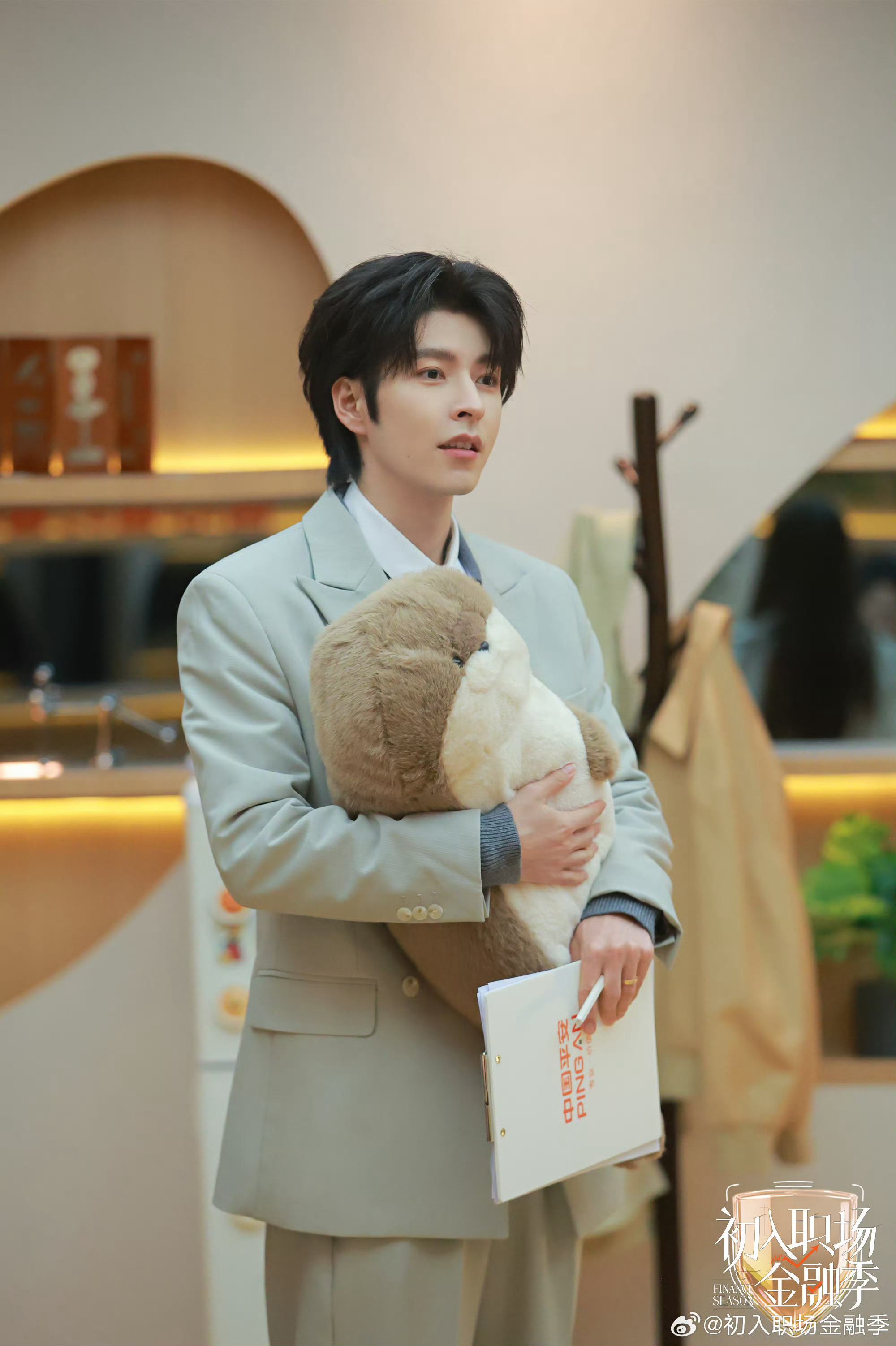 文韬看似情绪稳定实则情绪稳定初入职场金融季文韬真·情绪稳定天花板！金融高压局里全
