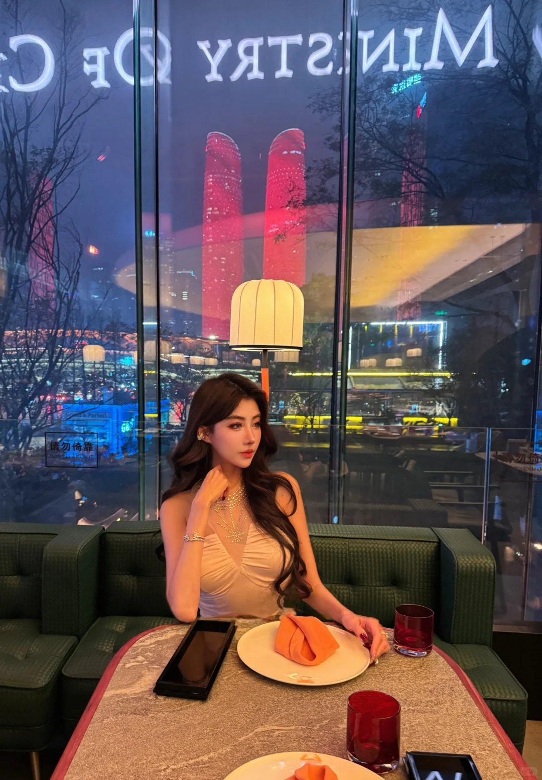 氛围感夜景 🎂