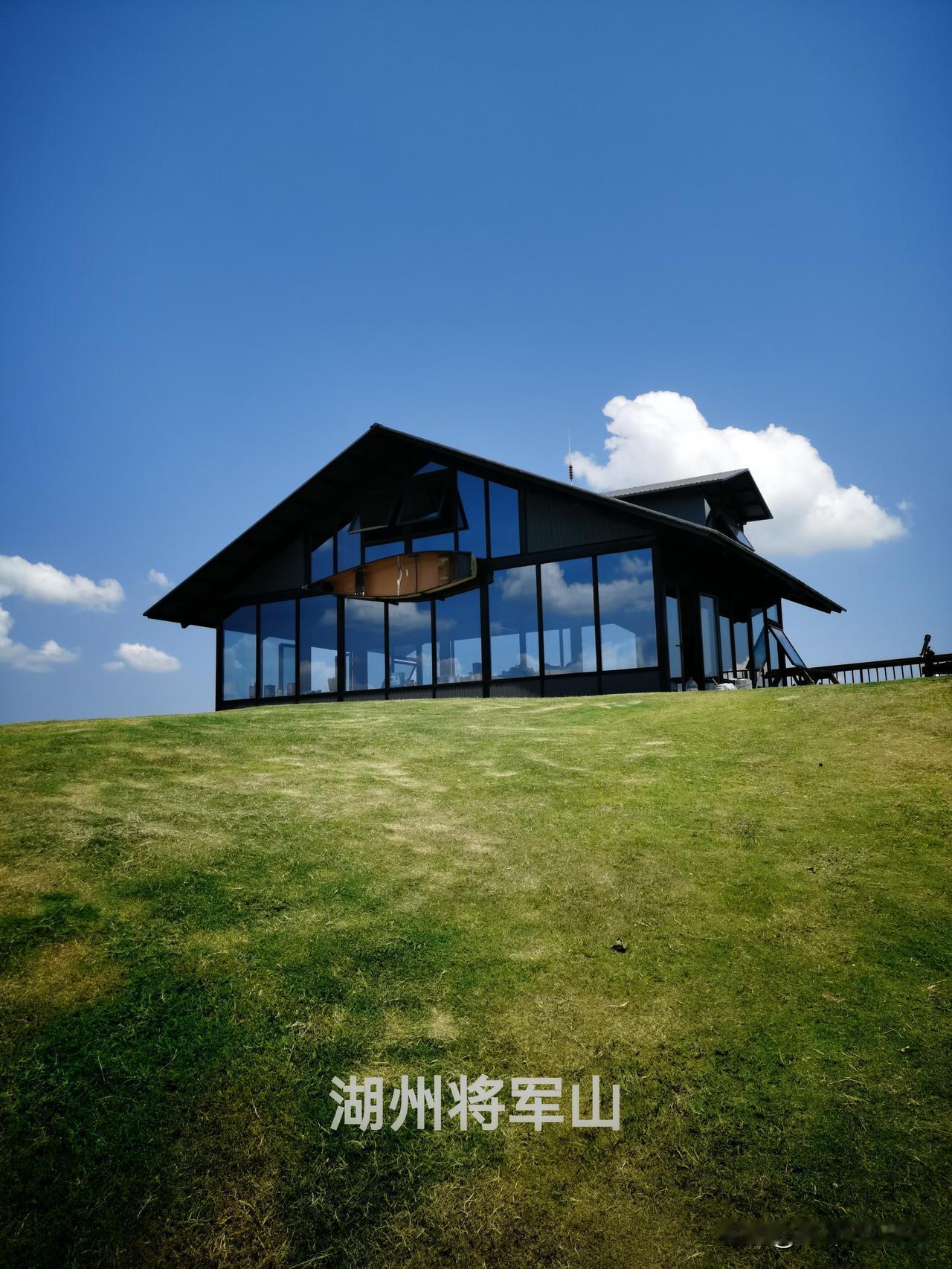 同名随想。
Thoughts on Sharing the Name "Xian