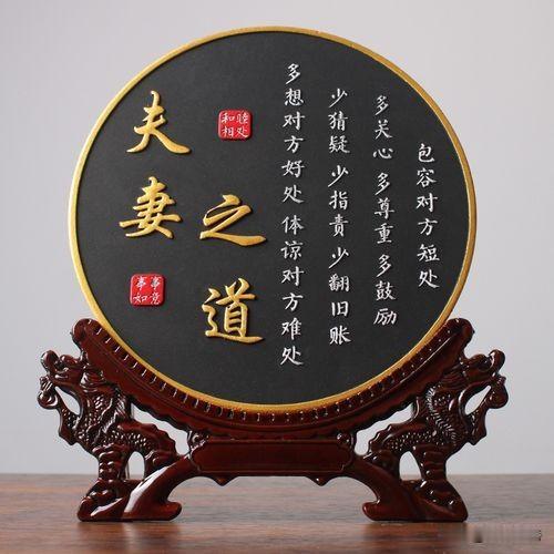 发现没，婚姻最好的模样，是互相允许对方做自己
 
仔细观察身边感情长久、夫妻和睦