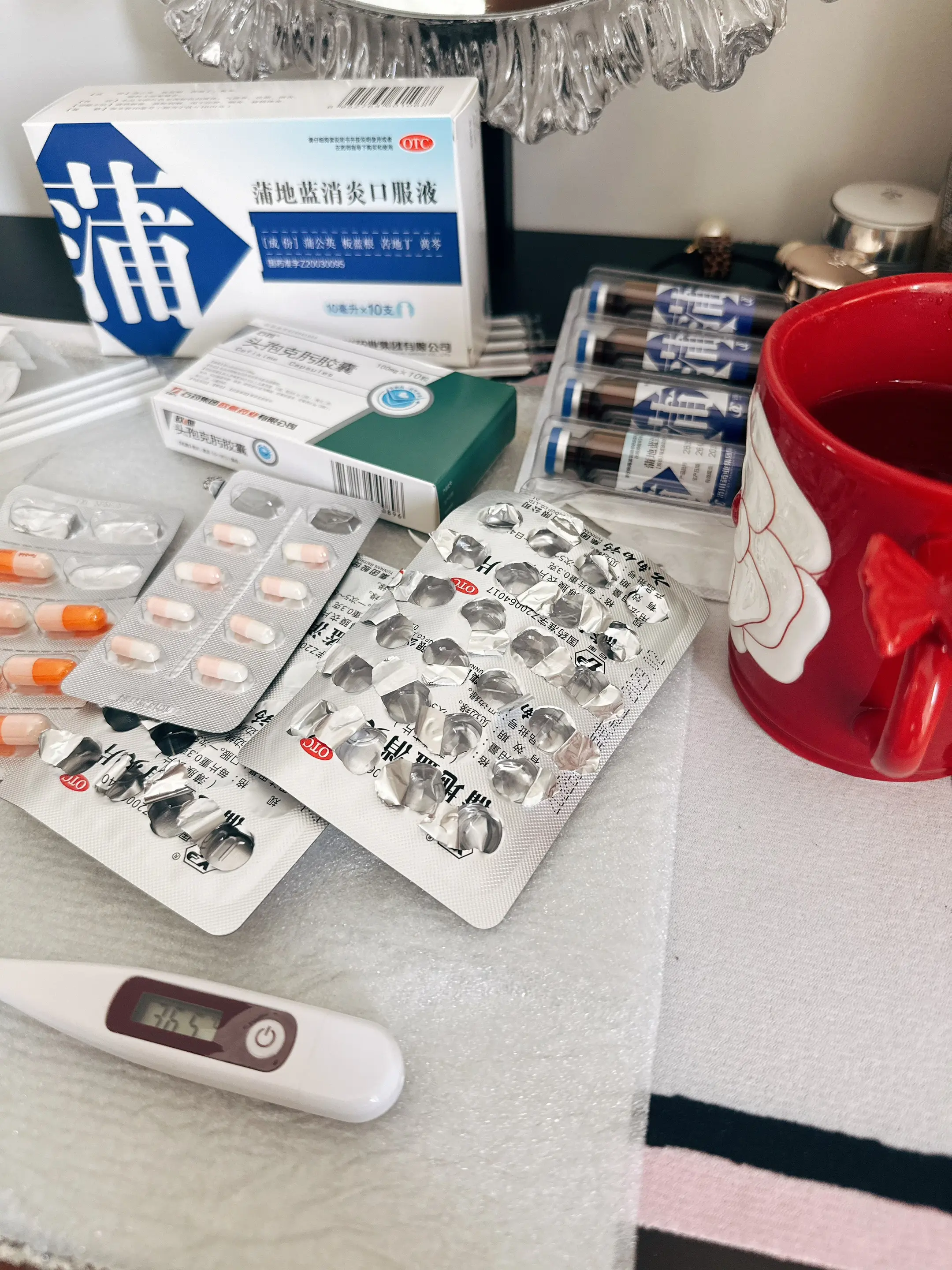 已经反复发烧三天，如果今晚不烧了那就代表渡劫成功，我就可以上班了家人们