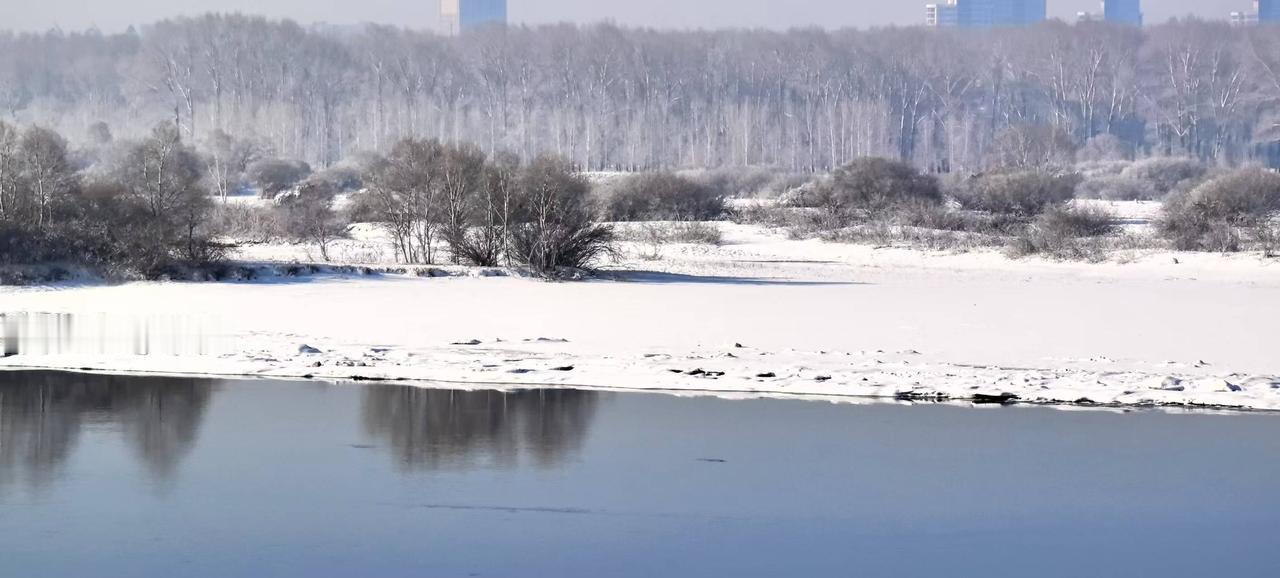 雪中送炭见德行