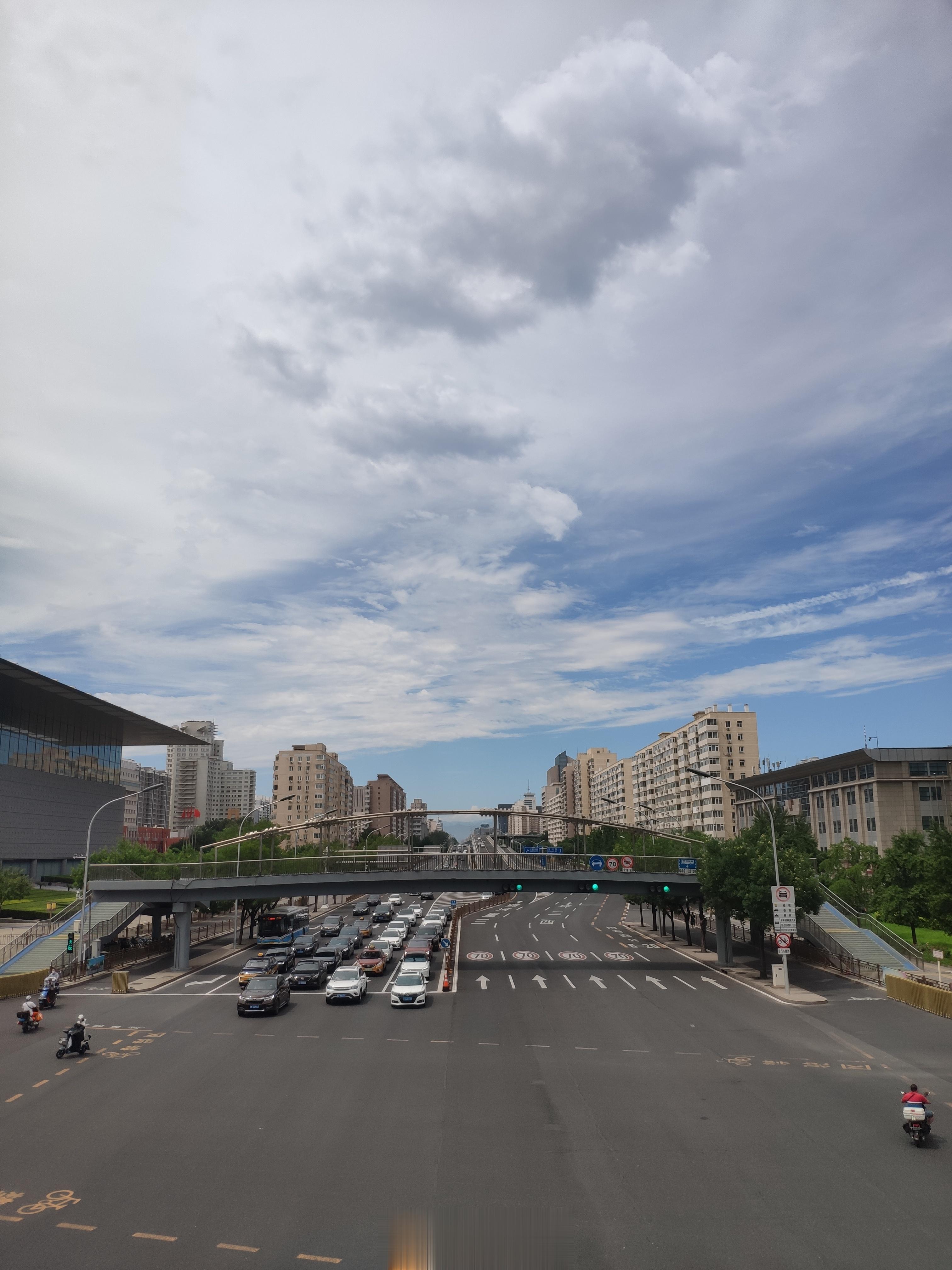 #约会博物馆# 终于去看了中轴线的展览接待了，离开北京前才好好看一下这个城市[允