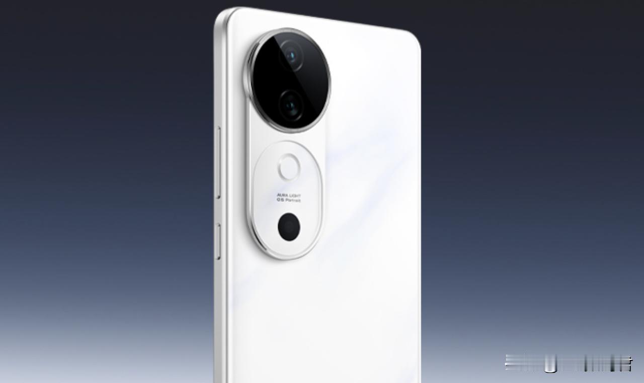 荣耀200、OPPO reno12和vivo S19怎么选
   后台有人问我，