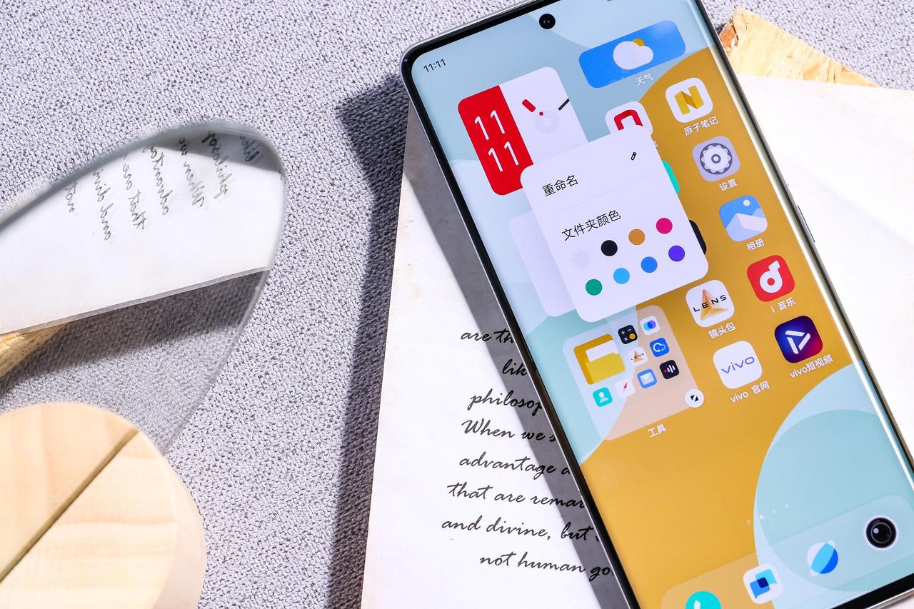 这些年见过的营销术语比吃过的盐还多，什么激进、吹牛、滑稽，应有尽有。但现在，手机