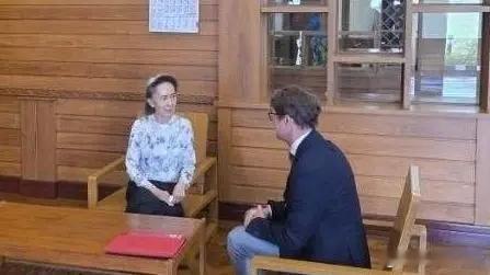 缅甸军方公布昂山素季最新照片，系近四年来首次证实与外界接触海外新鲜事 缅甸军方8