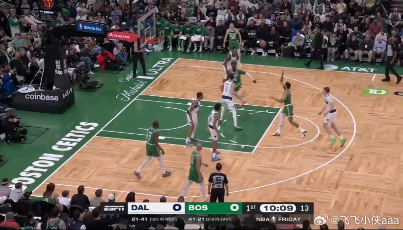 塔图姆复出首分 【现场直击：塔图姆补扣得到赛季首分】王者归来！普理查德外线三分不