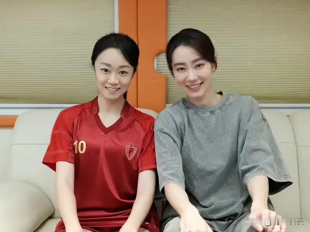 电影功夫女足张小斐替身合照