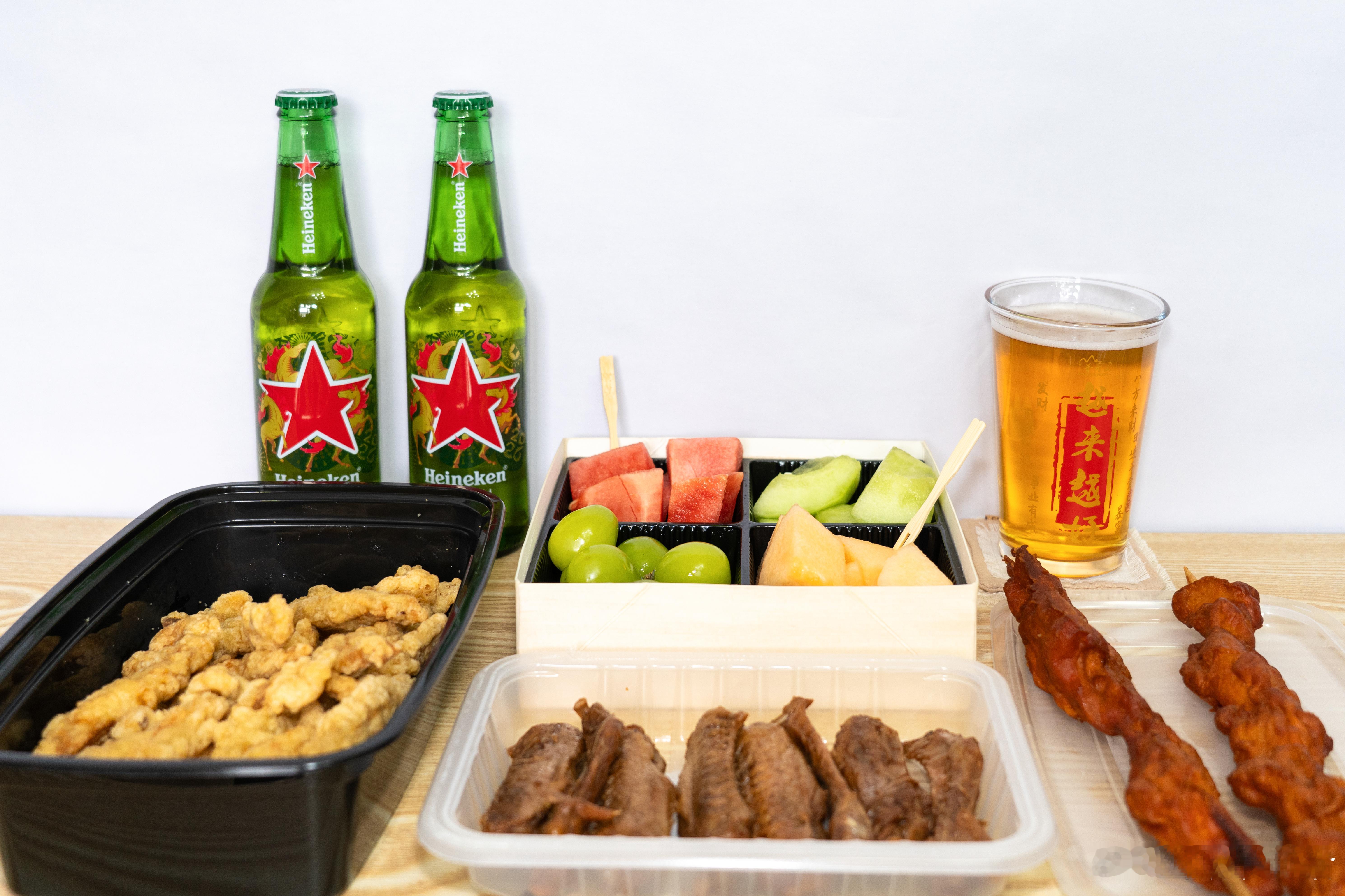 2026年第一杯敬老己 回顾了一下，这一年把自己照顾得很好，老己你辛苦了，老自你