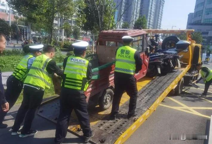 我们的优良传统是不拿群众一针一线，直接没收老百姓物品做法是不是有点欠妥？难道真的