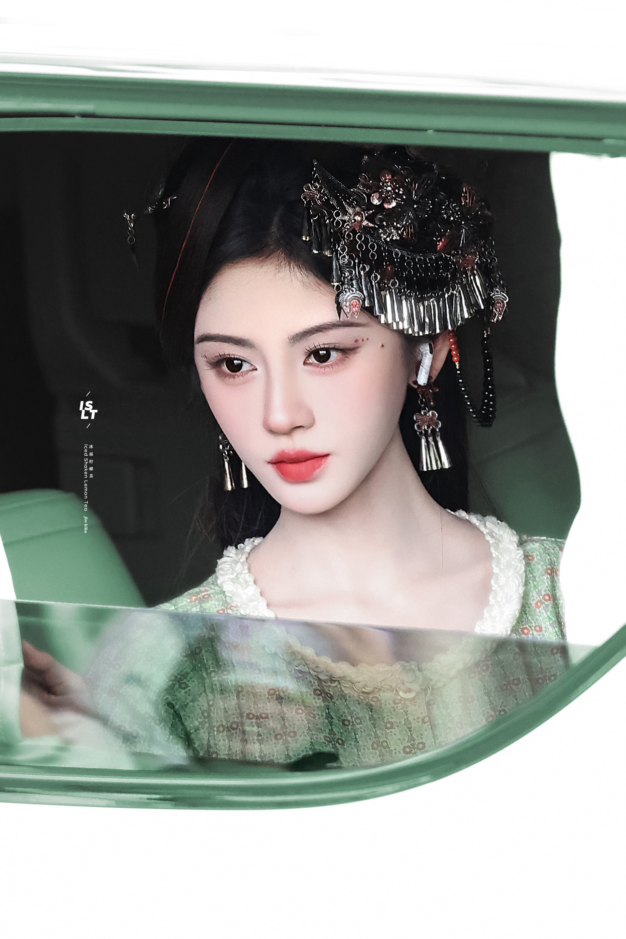 🍊鞠婧祎苏绿夏💙鞠婧祎 “没有横空出世的运气，只有不为人知的努力”