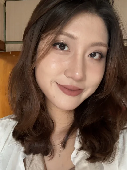 贴假睫毛真的会变的小美！