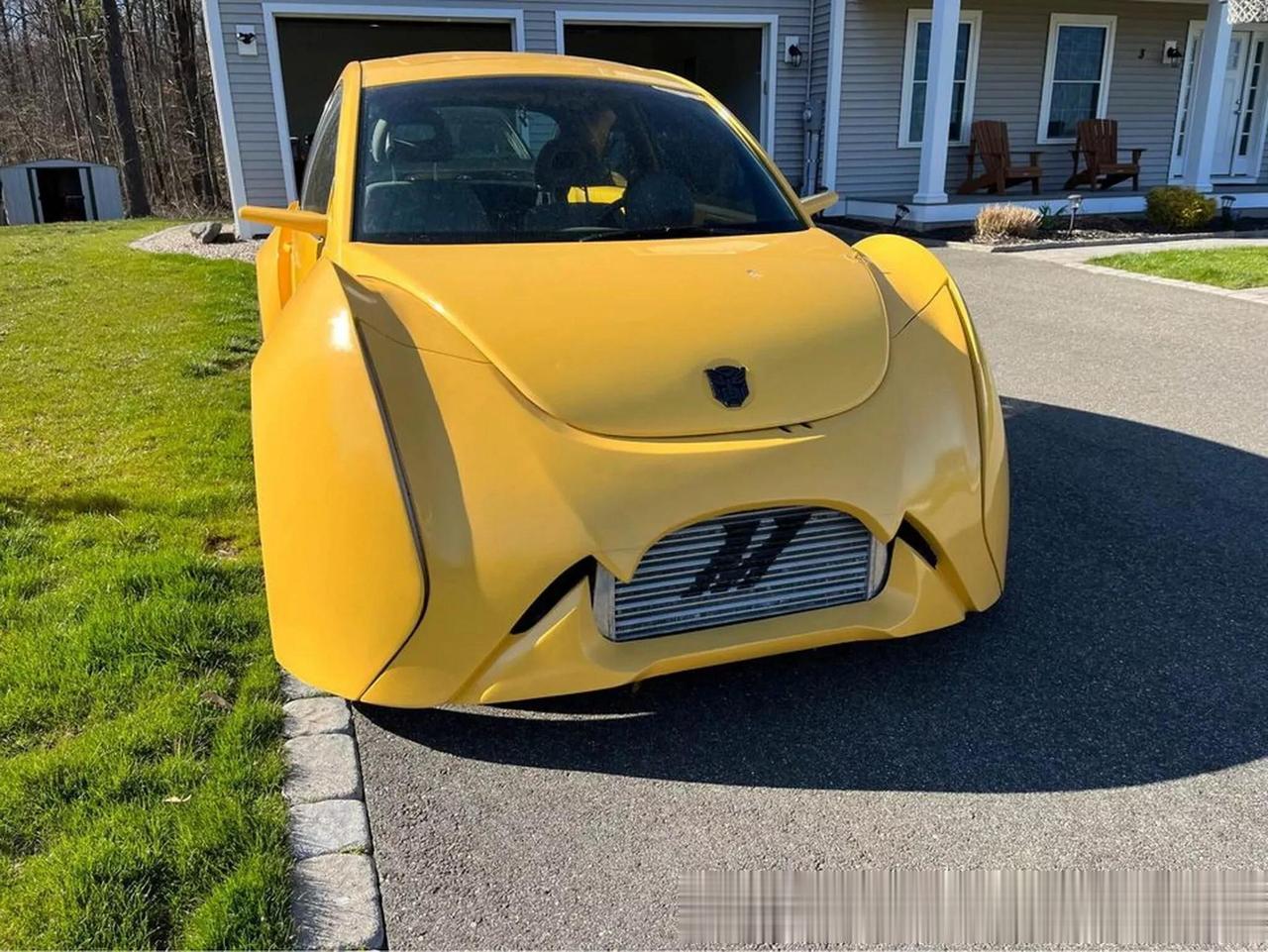 外国改装达人改装了一台第二代大众甲壳虫，走的是“变形金刚”风格，你觉得好看吗？