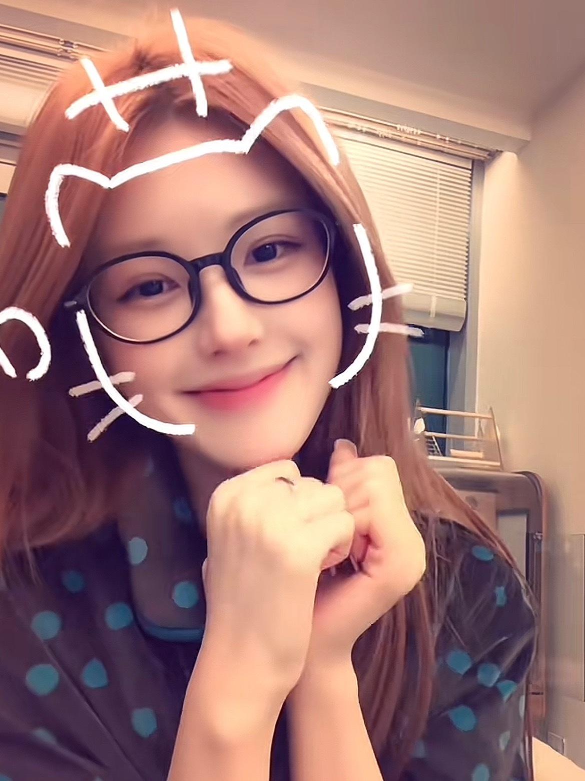 赵露思/•᷅‎‎•᷄\୭🐾 